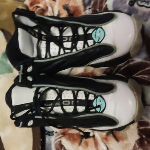 White Jordan shoes for boys size 5.5